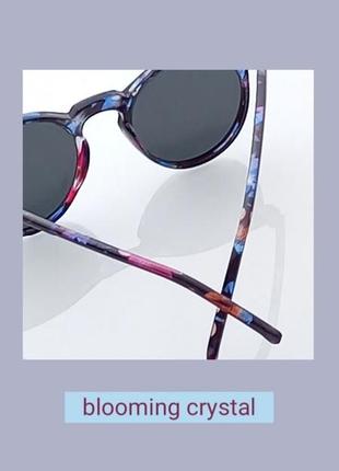Сонцезахисні uv400 о_окуляри "blooming crystal " unisex. чорні лінзи, очей не видно. оправа квітника.
🔎 #о_окулярі #о_окулярі