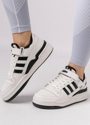 Стильні кросівки adidas forum low jokes black  женские кроссовки адидас на липучке белые с чёрным8 фото