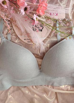 Бюстгальтер топ великого розміру батал