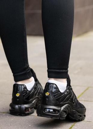 Жіночі кросівки nike air max plus tn black6 фото