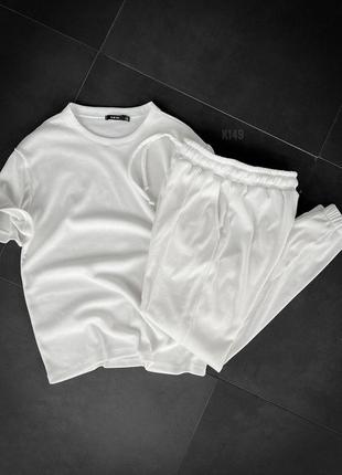 Білий літній фактурний костюм футболка штани