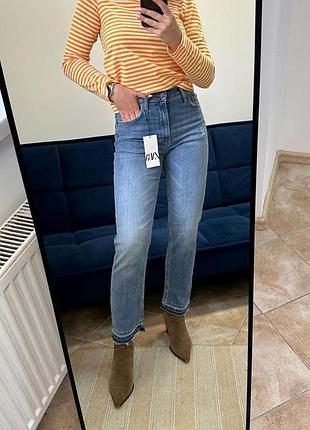 Джинси slim fit cropped zara