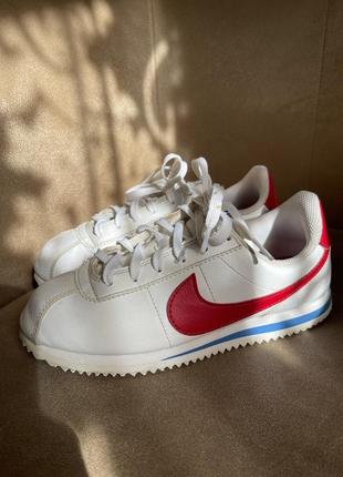 Кроссовки nike-35,5(22cm)7 фото