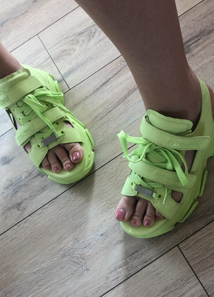 Босоніжки steve madden 39 нові салатові оригінал