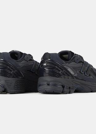Крутезні кросівки new balance 1906d black/blue (reflective)5 фото