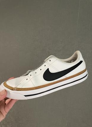 Кроссовки nike