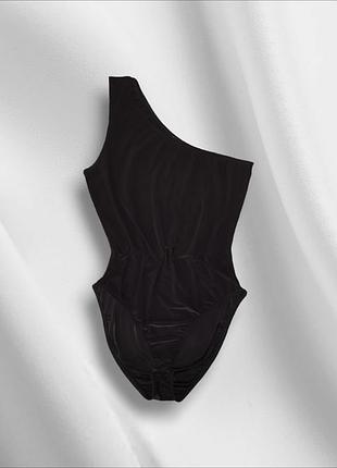 Сексуальне боді на одне плече