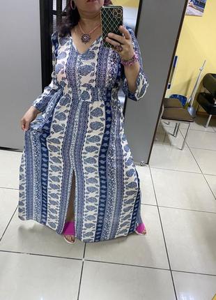 Нова невагома сукня