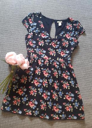 Платье короткое в цветочный принт легкая актуальная вискоза