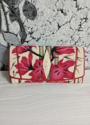 Кошелек из кожи ската
