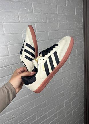 Жіночі кросівки adidas samba og “cream white sand strata”