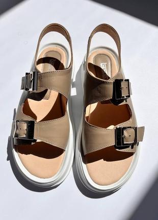 Босоніжки з натуральної шкіри7 фото