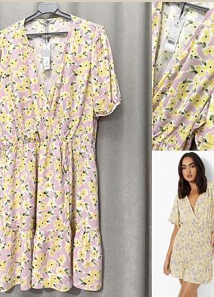 Новое платье из натуральной ткани