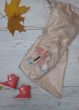 Нежно-бежевая ветровка и коралловые сапожки для куклы babyborn 43см и babyborn sister.3 фото