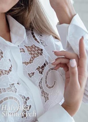 Белая хлопковая кружевная вышитая женская рубашка ришелье. эксклюзивная нарядная блуза. вышиванка5 фото