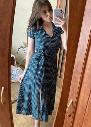Платье длинное, платье в горох, платье с вырезом
