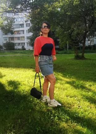Футболка кроп укорочена