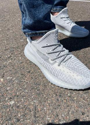 Ідеальні чоловічі кросівки на літо