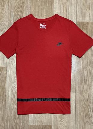 Футболка nike university