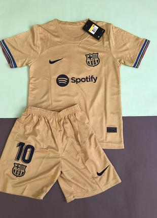 Новая форма барселоны рональдиньо