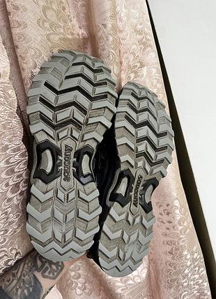 Кроссовки сетка на мембране saucony gore-tex оригинал размер 39 25 см маломерят4 фото