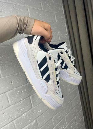Трендовые женские кроссовки adidas adi2000 beige white black бежевые