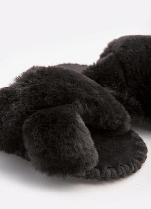 Жіночі домашні тапулі іксики, чорного кольору4 фото