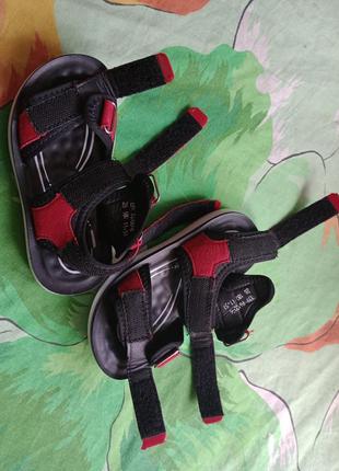 Босоножки сандали на липучках размер 26. стелька 16.5-17см. fila-виробник канарейка оригинал подьем4 фото