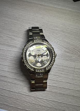 Годинник guess
