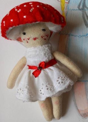 Лялечка мухомор