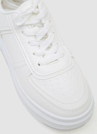 Жіночі білі кросівки2 фото