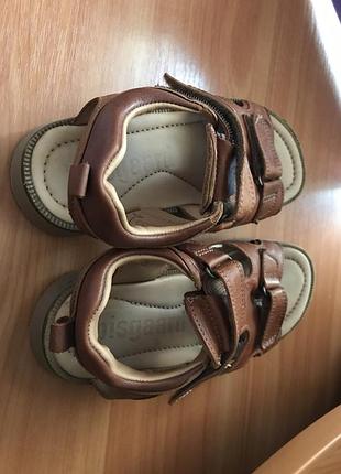 Босоніжки сандалі bisgaard 33 р. шкіра