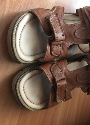 Босоніжки сандалі bisgaard 33 р. шкіра