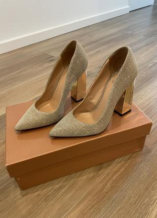 Італійські туфлі з натуральної шкіри heels3 фото