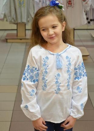 Вышитая сорочка для девочки (голубая вышивка) , украина