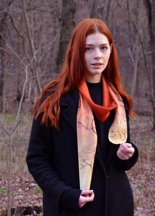 Узкий шелковый шарф с росписью длинный рыжий шарф2 фото