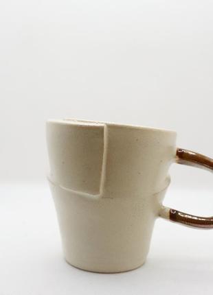 Керамічна чашка для чаю авторського дизайну deconstructed
