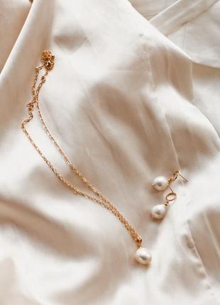 Позолочена ланцюжок з перлами бароко
