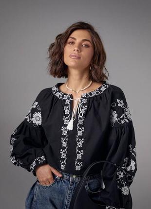 Женская рубашка вышиванка блуза черная белая вышивка