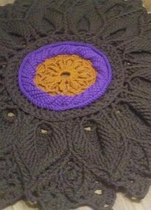 Вязаный ковер из шнура