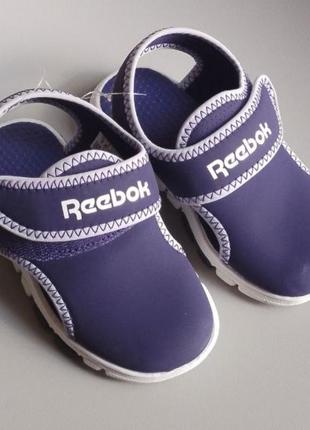 Босоніжки  reebok 25,5р