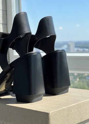 Босоніжки2 фото