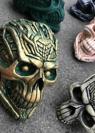 Череп кібер-панк (колекція)