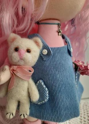 Кукла с розовыми волосами4 фото