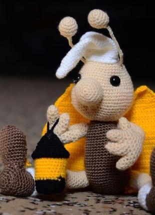 Цвіркун з к/ф "буратіно" амігурумі