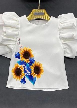 Блуза с цветками для девочки