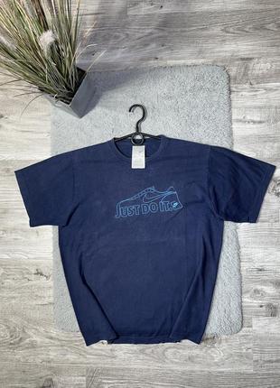 Оригінальна, вінтажна футболка “nike”