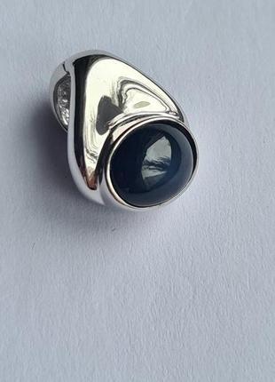 Золотий підвіс 585 проби з сапфіром