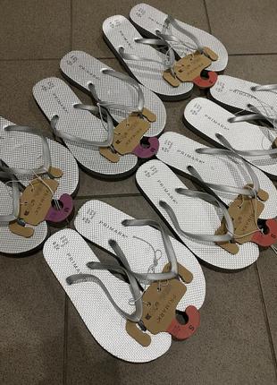 Нові вʼєтнамки primark