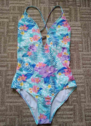 Красивий купальник